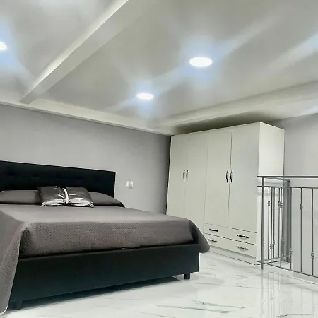 Bed & Breakfast House Nancy 4*